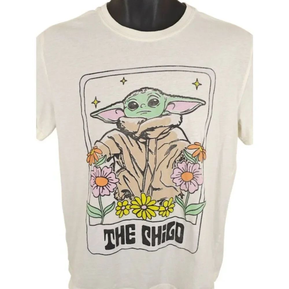 Star Wars The Mandalorian T Shirt Mens Size Medium Cream Grogu TV Series